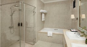 Melia Vinpearl Cam Ranh Beach Resort