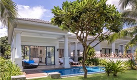 Villa 2 phòng ngủ hướng vườn có hồ bơi riêng