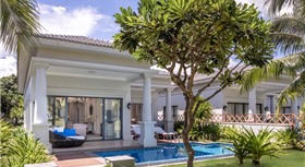 Melia Vinpearl Cam Ranh Beach Resort