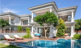 Villa 3 phòng ngủ hướng vườn có hồ bơi riêng