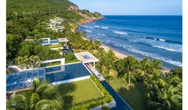 "Beachfront Residence (5-bedroom villas)"