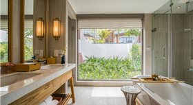 Radisson Blue Cam Ranh Radisson Blue Cam Ranh