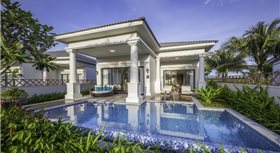 Melia Vinpearl Cam Ranh Beach Resort