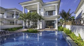 Melia Vinpearl Cam Ranh Beach Resort