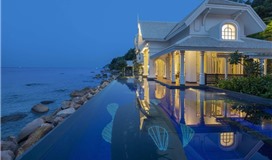 Lamarck House – 7 bedroom Villa