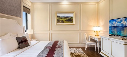 Deluxe Room Lake View