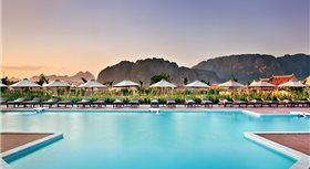 Emeralda Resort Ninh Bình