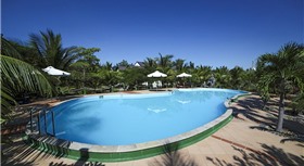 Con Gà Vàng Resort