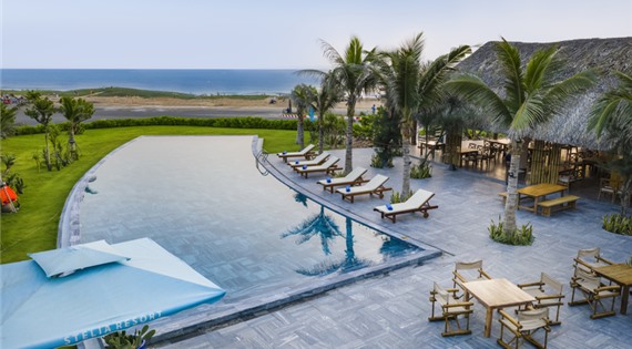 Stelia Beach Resort