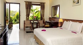 Việt Star Resort & Spa