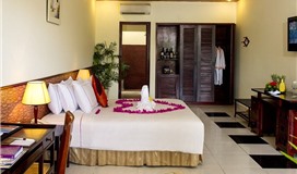 Biệt thự 2 phòng ngủ ( Pool Villa 2 Bedrooms With Kitchen )