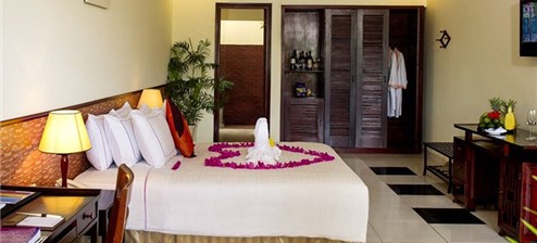 Biệt thự 2 phòng ngủ ( Pool Villa 2 Bedrooms With Kitchen )