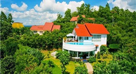 Việt Star Resort & Spa