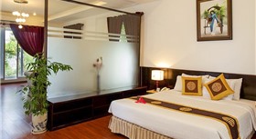 Việt Star Resort & Spa