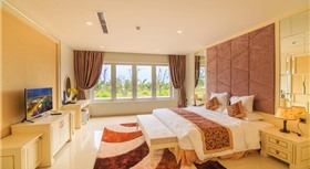 Gold Coast Hotel Resort & Spa