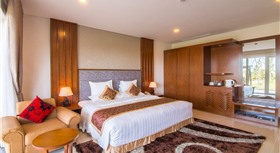 Gold Coast Hotel Resort & Spa