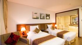 Gold Coast Hotel Resort & Spa