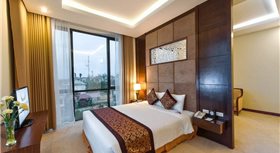 Khách sạn Mường Thanh Holiday Quảng Bình