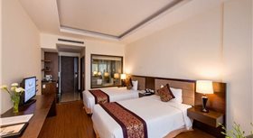 Khách sạn Mường Thanh Holiday Quảng Bình