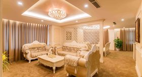 Khách sạn Mường Thanh Luxury Nhật Lệ
