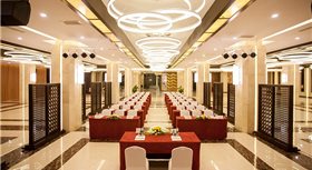 Khách sạn Mường Thanh Luxury Nhật Lệ