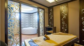 Khách sạn Mường Thanh Luxury Nhật Lệ