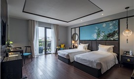 Phòng Deluxe Thông nhau qua cửa nối