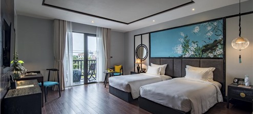 Phòng Deluxe Thông nhau qua cửa nối