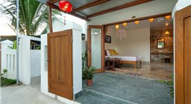 Hidden Beach Bungalow Sea View