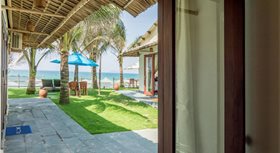 Hidden Beach Bungalow Sea View