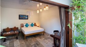 Hidden Beach Bungalow Sea View