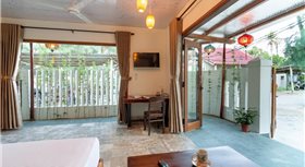 Hidden Beach Bungalow Sea View