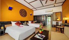 Grand Deluxe River View