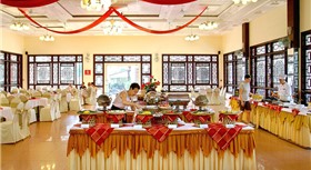 Khách sạn Bạch Đằng Hội An