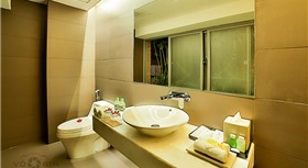 Khách sạn Atlas Hội An