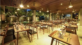 Khách sạn Atlas Hội An