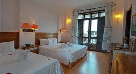 Khách sạn Aurora Riverside (Phước An River)