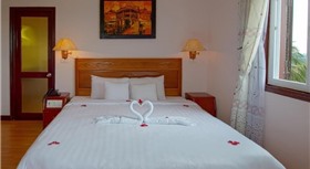 Khách sạn Aurora Riverside (Phước An River)