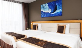 Deluxe hướng phố và hướng biển ( Deluxe City & Sea )