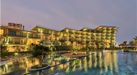 Khách sạn FLC Luxury Sầm Sơn