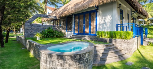 Bungalow with Jacuzzi