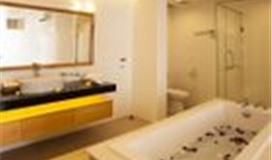 "Căn hộ 2 phòng ngủ/ 4 khách - hướng vườn"