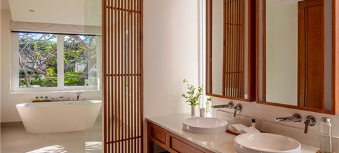 Deluxe Suite – Hướng vườn Deluxe Suite – Hướng vườn