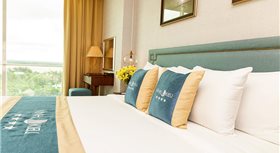 Khách sạn Ninh Kiều Riverside