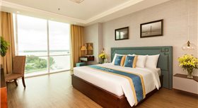 Khách sạn Ninh Kiều Riverside