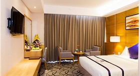 Khách sạn Iris Cần Thơ