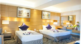 Khách sạn Iris Cần Thơ