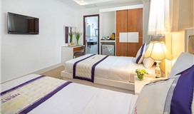 Deluxe hướng phố 02 giường đơn (Deluxe City View Twin)