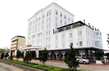 Khách sạn Nesta Cần Thơ