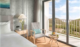 Deluxe Balcony Garden view